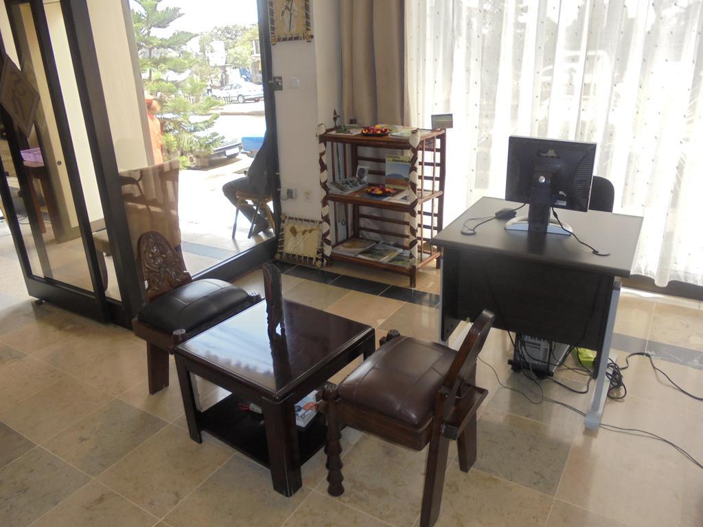 Soramba Hotel Business Plc Addis Ababa Exteriör bild