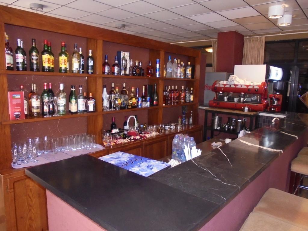 Soramba Hotel Business Plc Addis Ababa Exteriör bild