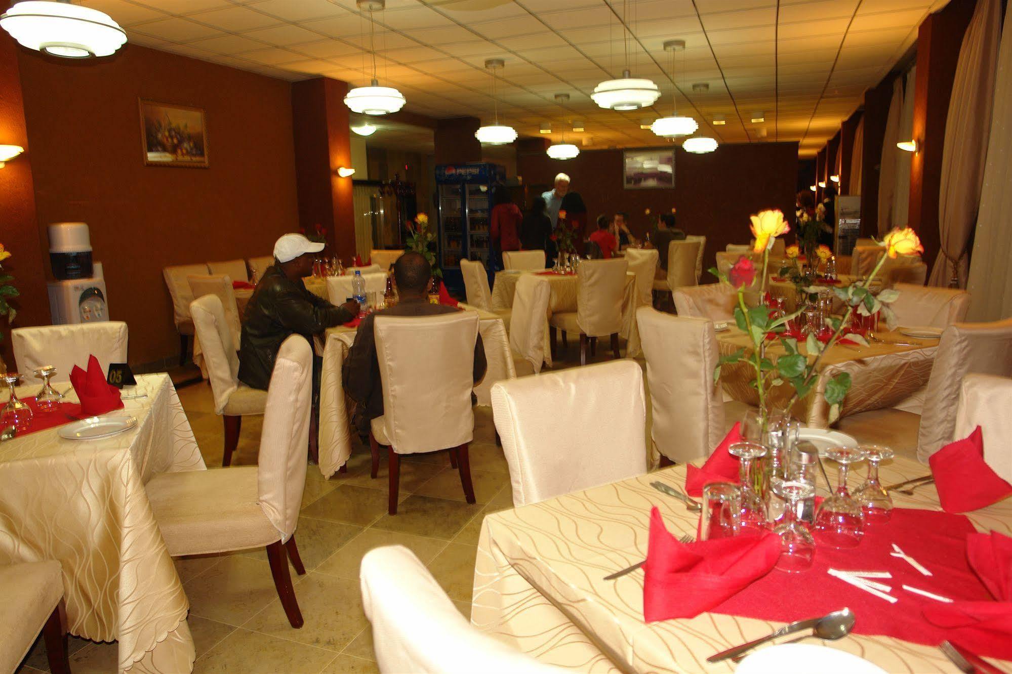 Soramba Hotel Business Plc Addis Ababa Exteriör bild